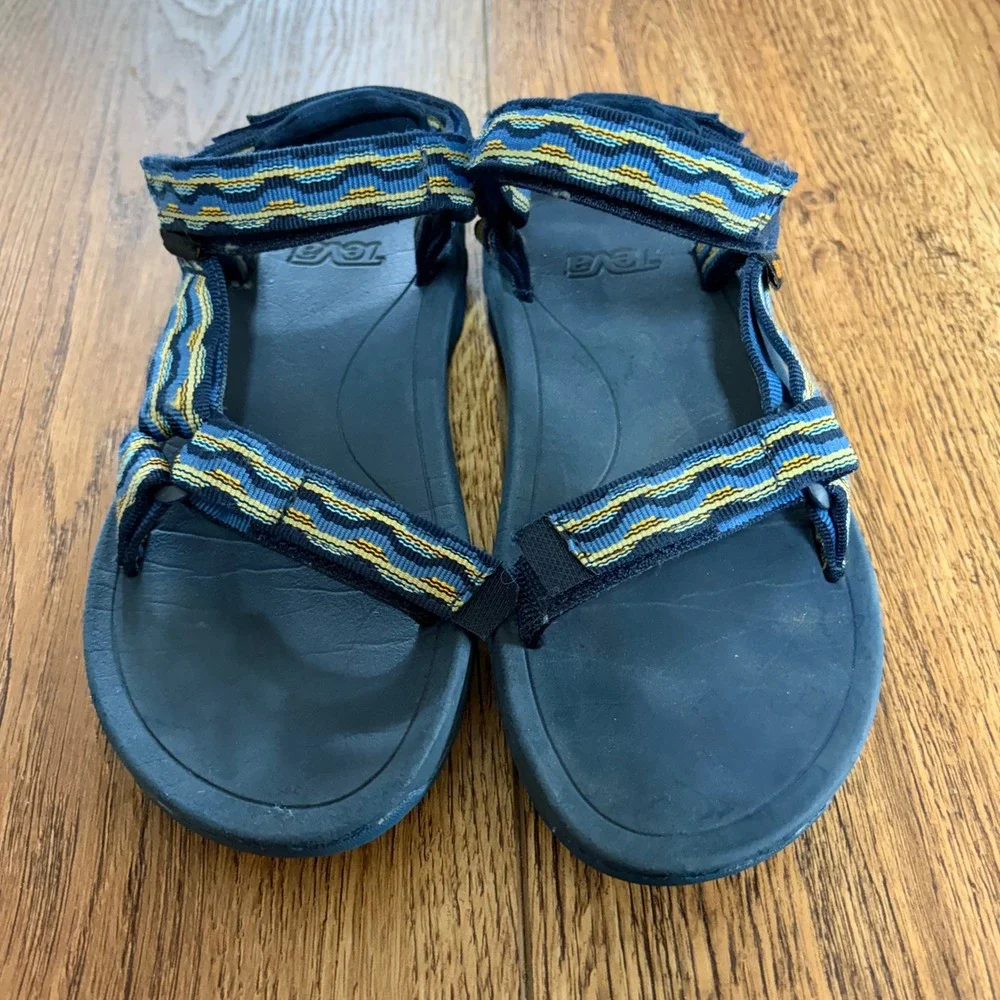 Teva Youth Hurricane XLT 2 Sandal Kishi Dark Blue Size 3 Adjustable straps